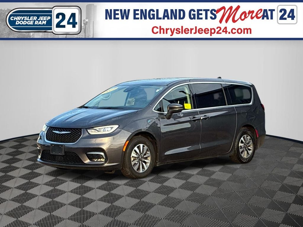 2022 Chrysler Pacifica Hybrid Touring L