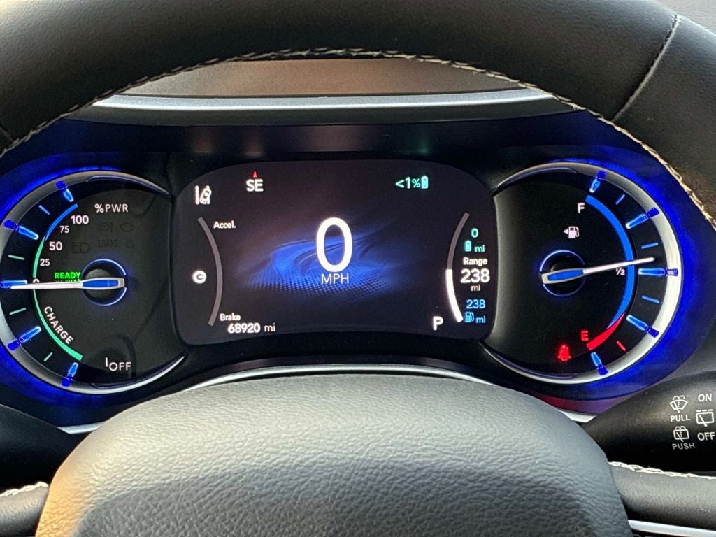 2022 Chrysler Pacifica Hybrid Touring L