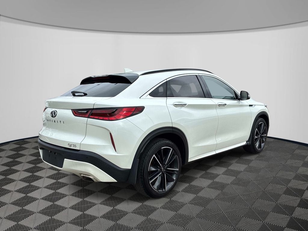 2023 INFINITI QX55 LUXE