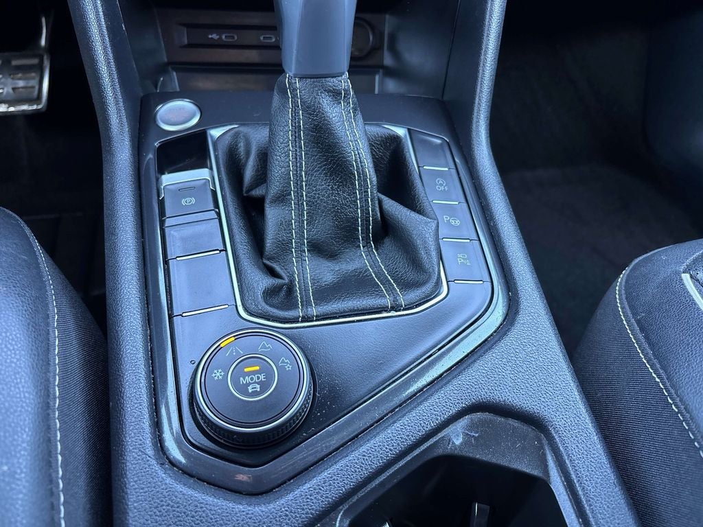 2023 Volkswagen Tiguan 2.0T SEL R-Line