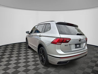 2022 Volkswagen Tiguan 2.0T SE R-Line Black
