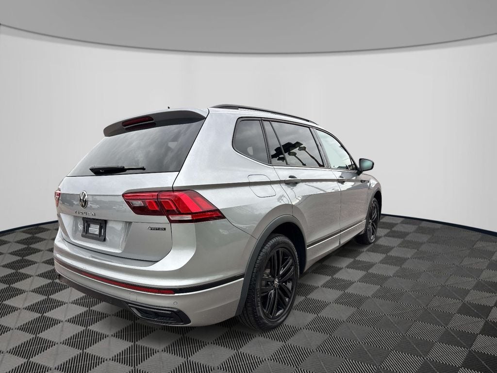 2022 Volkswagen Tiguan 2.0T SE R-Line Black
