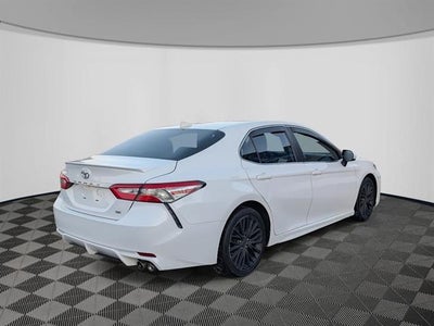 2020 Toyota Camry SE