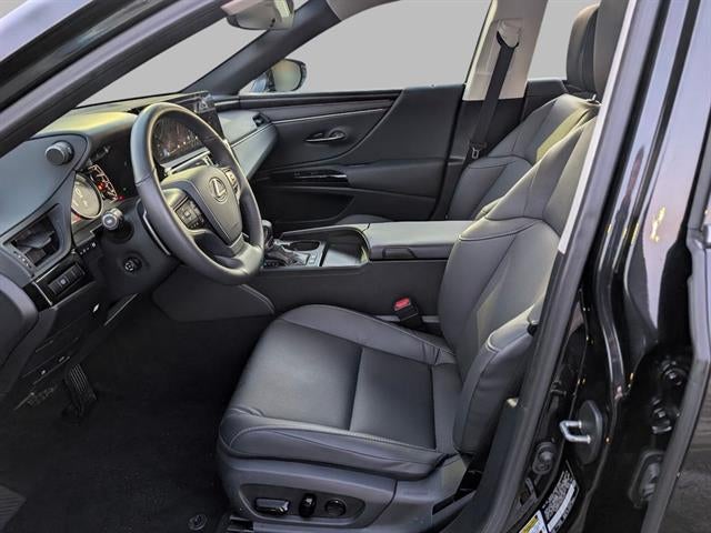 2024 Lexus ES Base