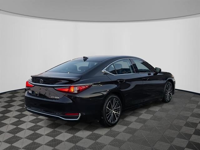 2024 Lexus ES Base