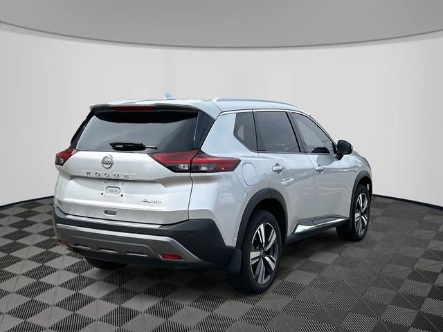2022 Nissan Rogue SL