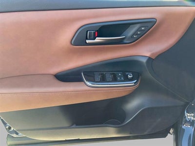 2025 Toyota Crown Signia Limited