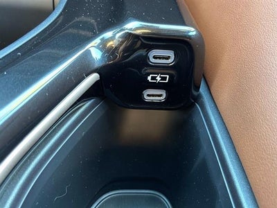 2025 Toyota Crown Signia Limited