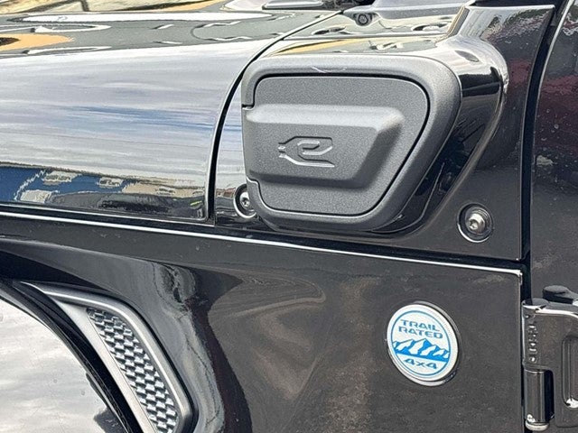 2024 Jeep Wrangler Sahara 4xe