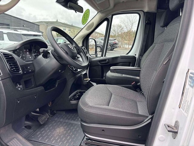 2025 RAM ProMaster 2500 Base 136 WB
