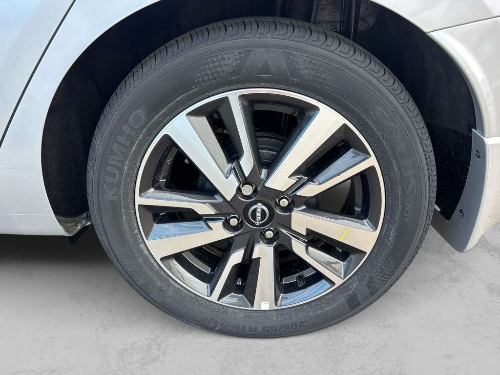 2025 Nissan Versa 1.6 SV