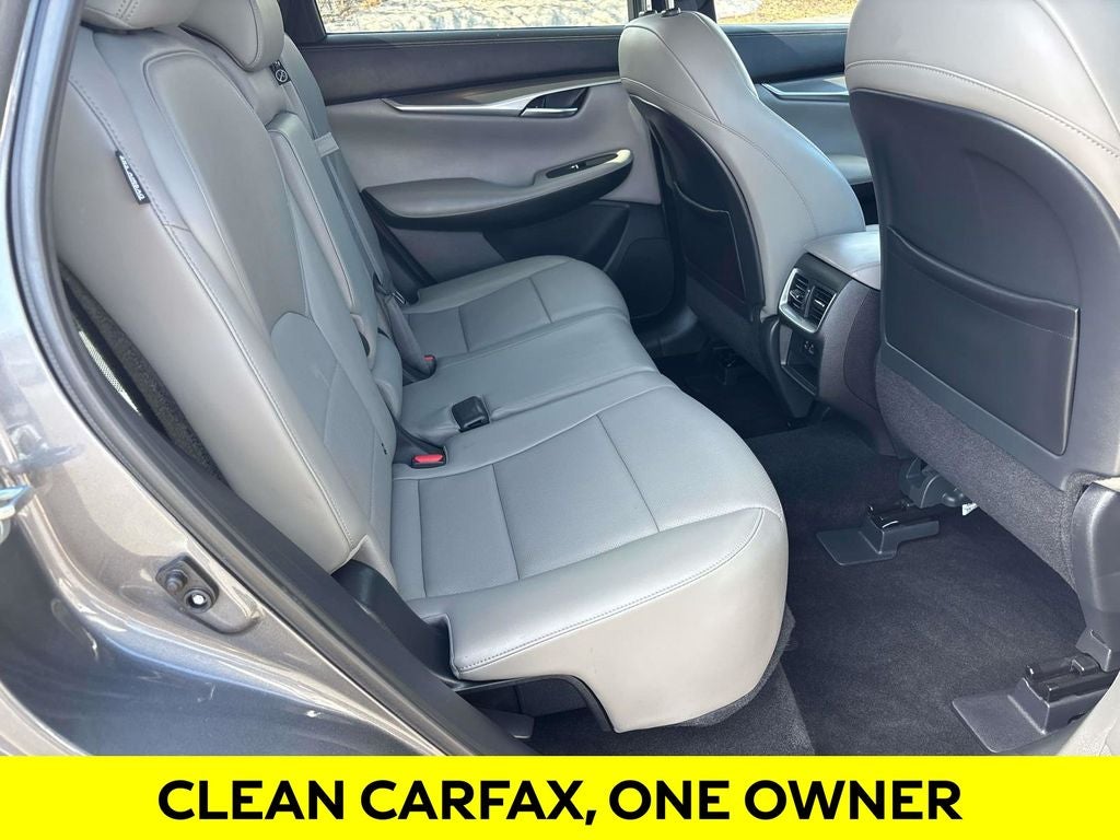 2023 INFINITI QX50 LUXE