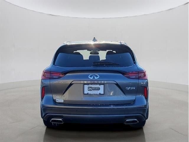 2022 INFINITI QX50 LUXE