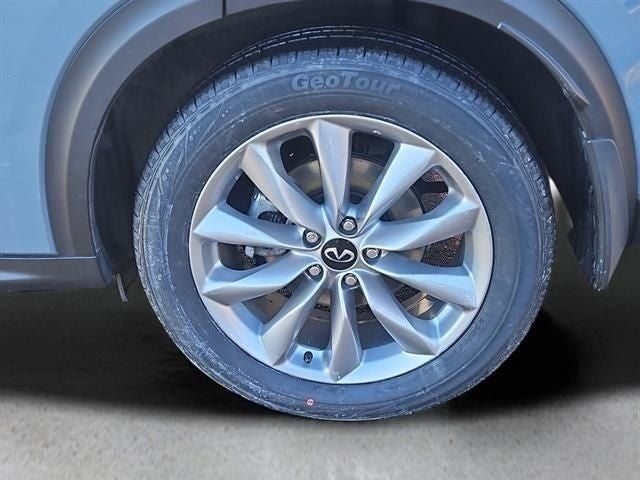 2022 INFINITI QX50 LUXE