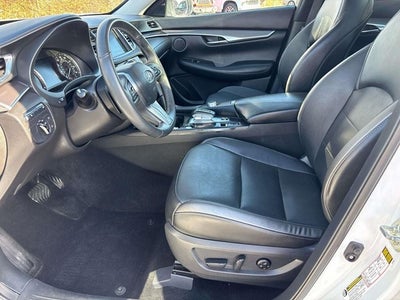 2023 INFINITI QX50 LUXE