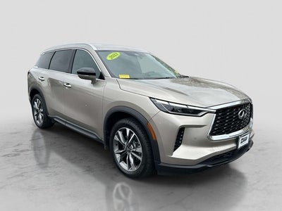2023 INFINITI QX60 LUXE