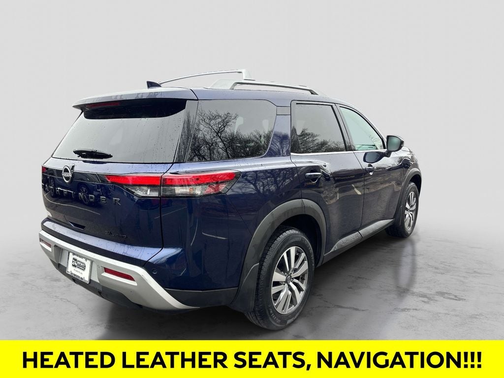 2023 Nissan Pathfinder SL