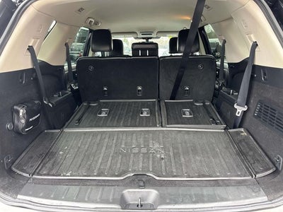 2023 Nissan Pathfinder SL
