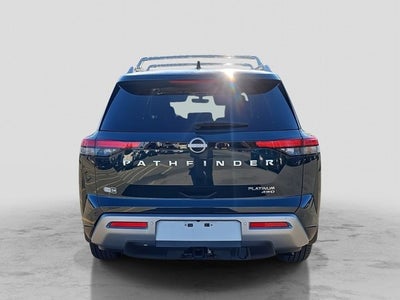 2024 Nissan Pathfinder Platinum