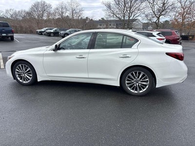 2023 INFINITI Q50 LUXE