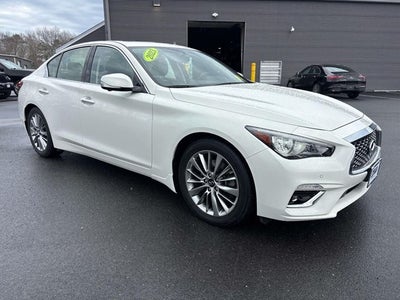 2023 INFINITI Q50 LUXE