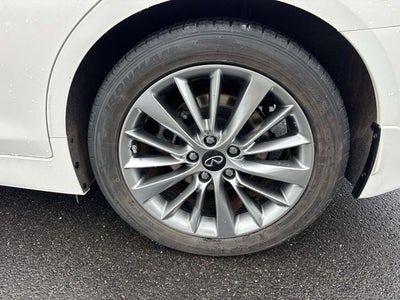 2023 INFINITI Q50 LUXE