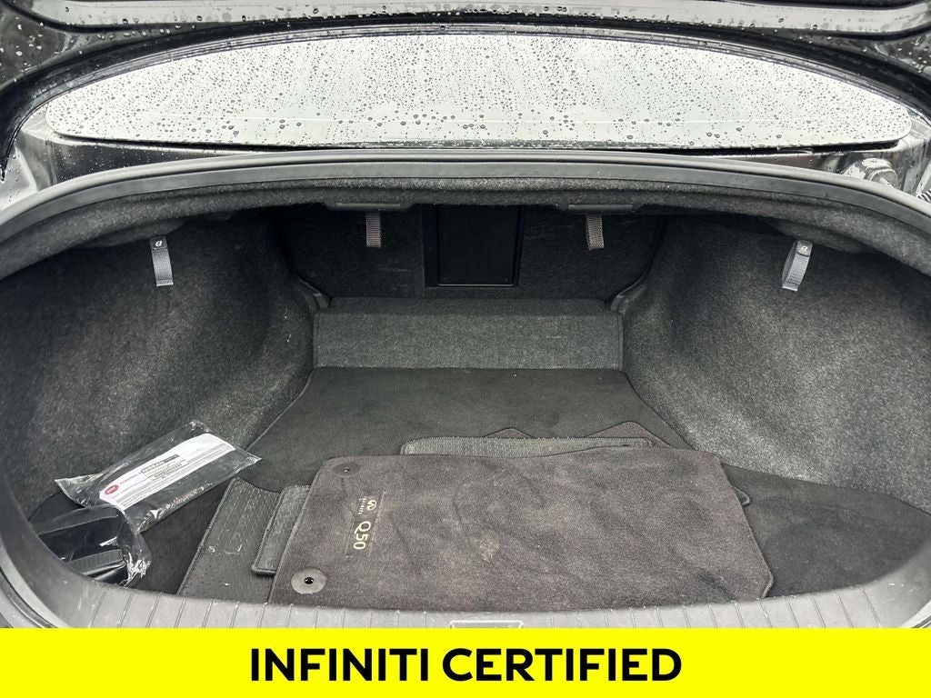 2023 INFINITI Q50 LUXE