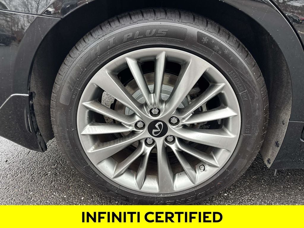 2023 INFINITI Q50 LUXE