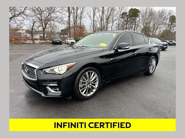 2023 INFINITI Q50 LUXE