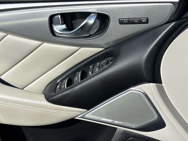 2023 INFINITI Q50 LUXE