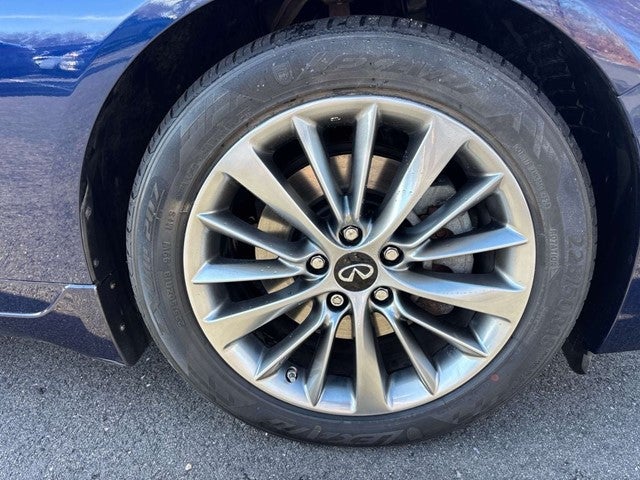 2023 INFINITI Q50 LUXE
