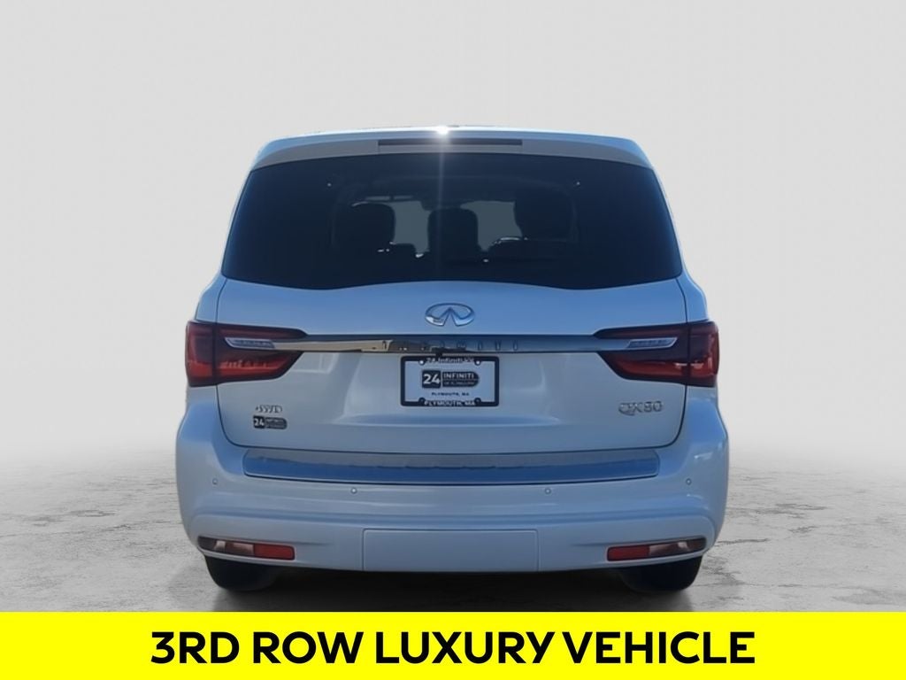2024 INFINITI QX80 Premium Select