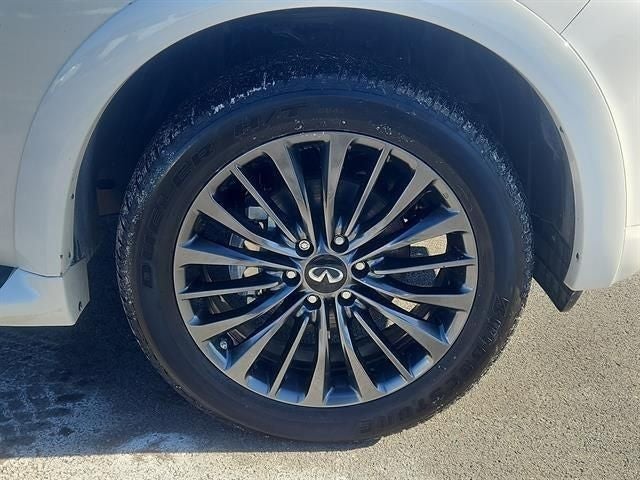 2024 INFINITI QX80 Premium Select
