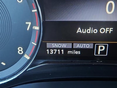 2024 INFINITI QX80 Premium Select