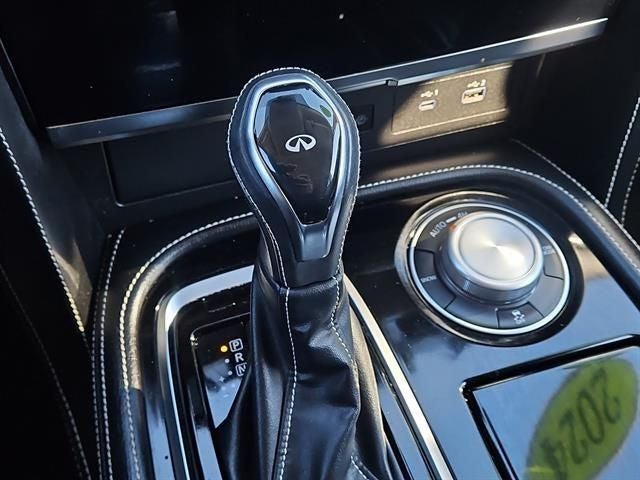 2024 INFINITI QX80 Premium Select