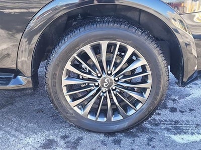 2024 INFINITI QX80 Premium Select