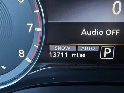 2024 INFINITI QX80 Premium Select