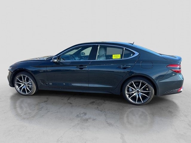 2024 Genesis G70 2.5T