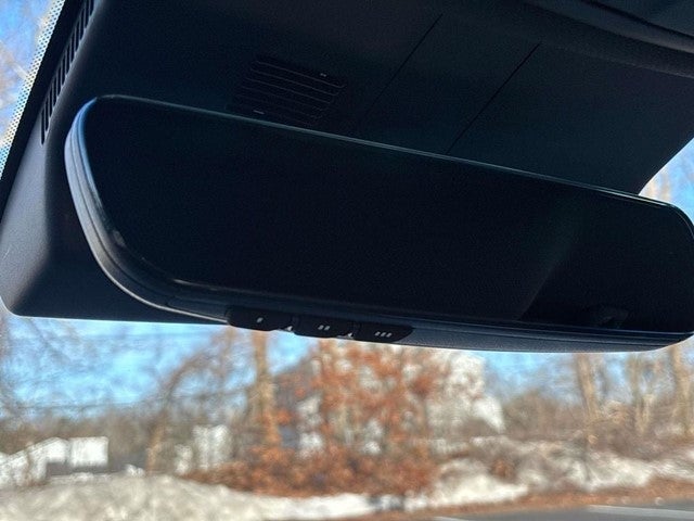 2024 Genesis G70 2.5T