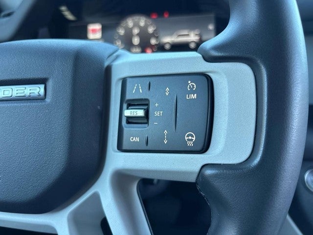 2025 Land Rover Defender 110 S