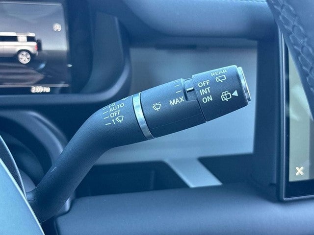 2025 Land Rover Defender 110 S
