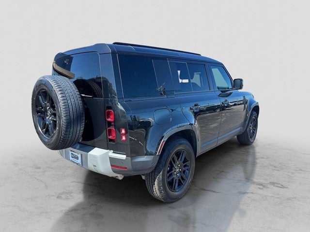 2025 Land Rover Defender 110 S