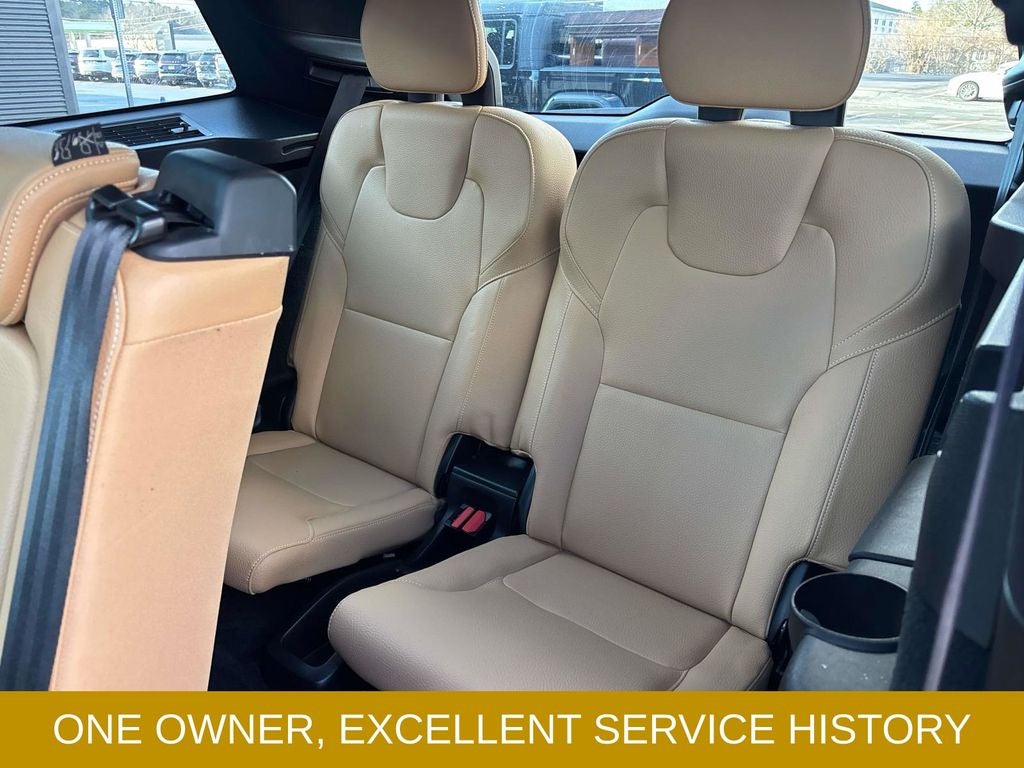 2019 Volvo XC90 T6 Momentum