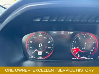 2019 Volvo XC90 T6 Momentum