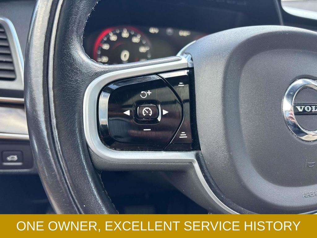 2019 Volvo XC90 T6 Momentum