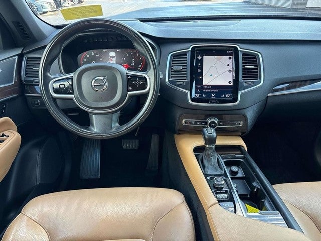 2019 Volvo XC90 T6 Momentum