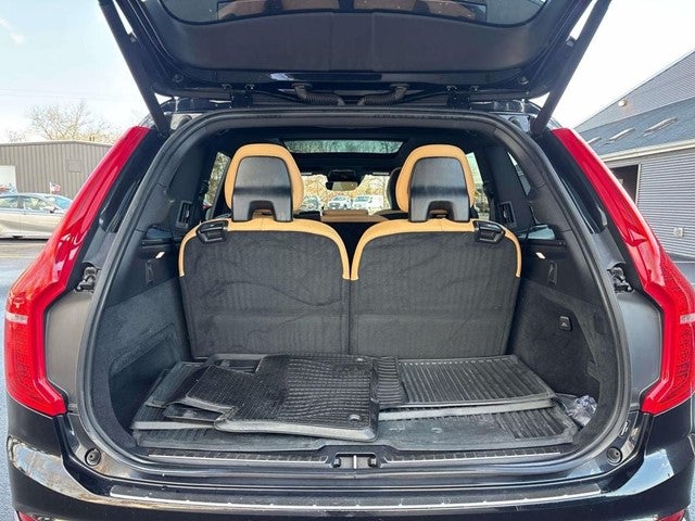 2019 Volvo XC90 T6 Momentum