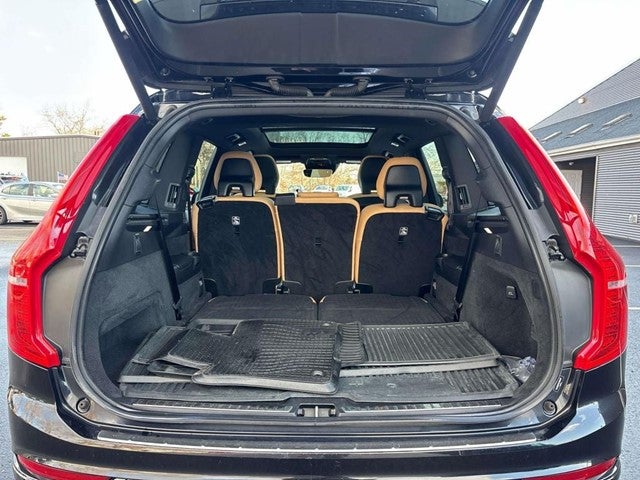 2019 Volvo XC90 T6 Momentum