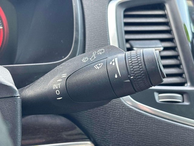 2019 Volvo XC90 T6 Momentum