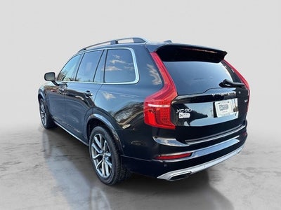 2019 Volvo XC90 T6 Momentum